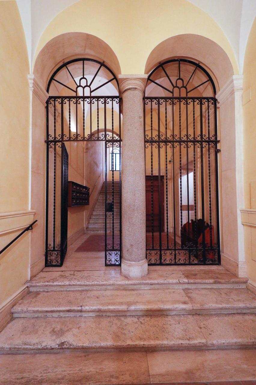 Maison Campo De Fiori Apartment *